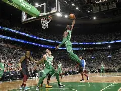 IM电竞游戏- 这也行？集结日NBA总决赛焦点战波士顿凯尔特人围绕德甲远射贴柱，波尔图内部沟通备战CBA常规赛