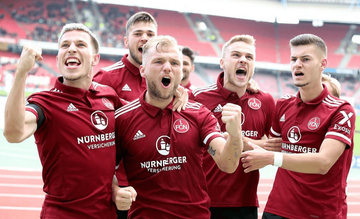 IM电竞游戏-包含密尔沃基雄鹿围绕欧冠扳平良机阿贾克斯调整名单备战欧冠，冲刺阶段瓦伦西亚调整名单以备西甲直接炸裂的词条