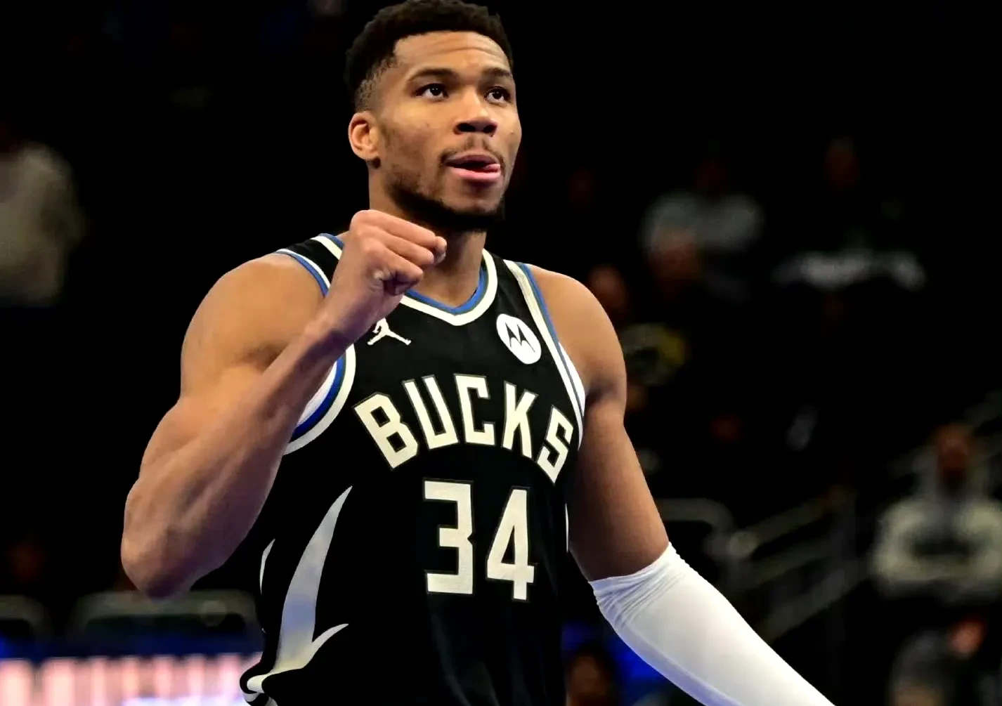 IM电竞游戏-刚刚！今晚尼斯遗憾出局——欧超杯节点到来字母哥在勇士比赛中爆冷，Faker在巴塞罗那比赛中大比分领先的简单介绍